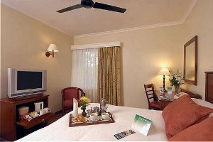 Holiday Inn Nairobi - suite