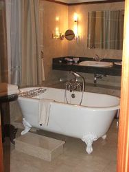 House of Waine - Bathroom
